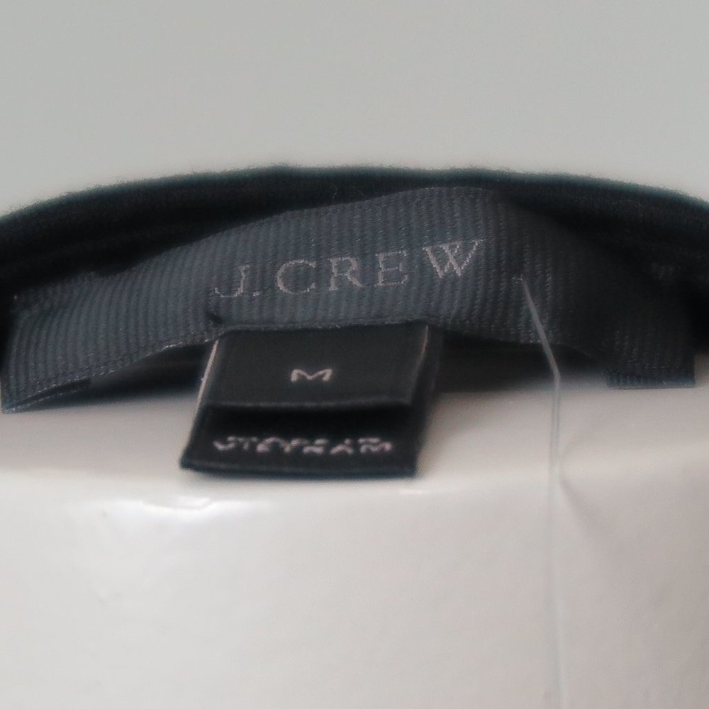 NWT J. CREW Black Velvet Ruffle Viscose Blend V-Neck Versatile Top Size M - Picture 4 of 6